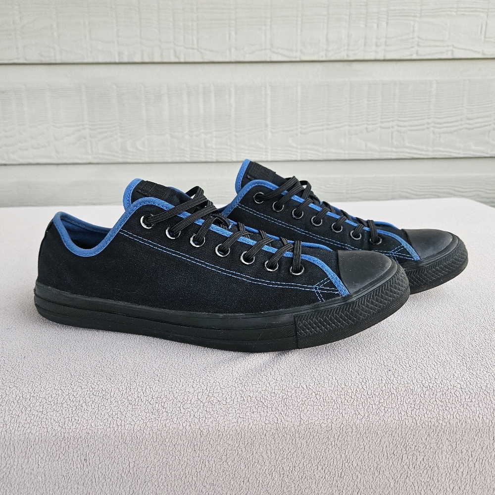 Converse CTAS Low Top Canvas Sneaker Men SZ 10 Women SZ 12 Blue Slip-On Elastic